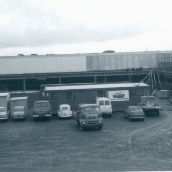 Historic picture of Coastlands building site with cars